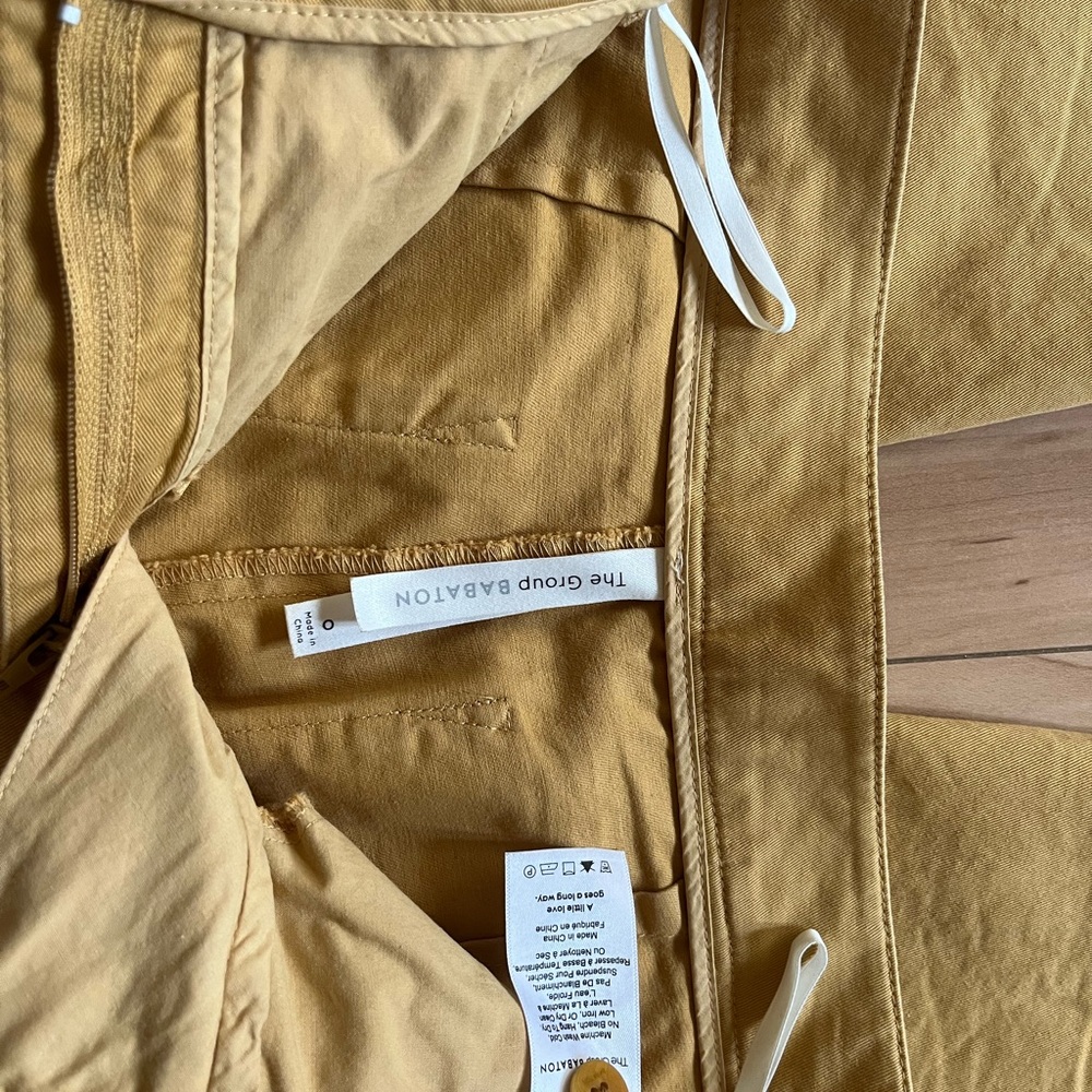 Aritzia Babaton Pants - Picture 3 of 3